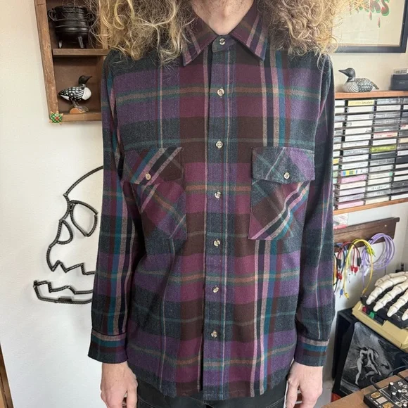 Vintage 80s Plaid Long Sleeve Button Down Flannel - Size Large - Picture 2 of 8